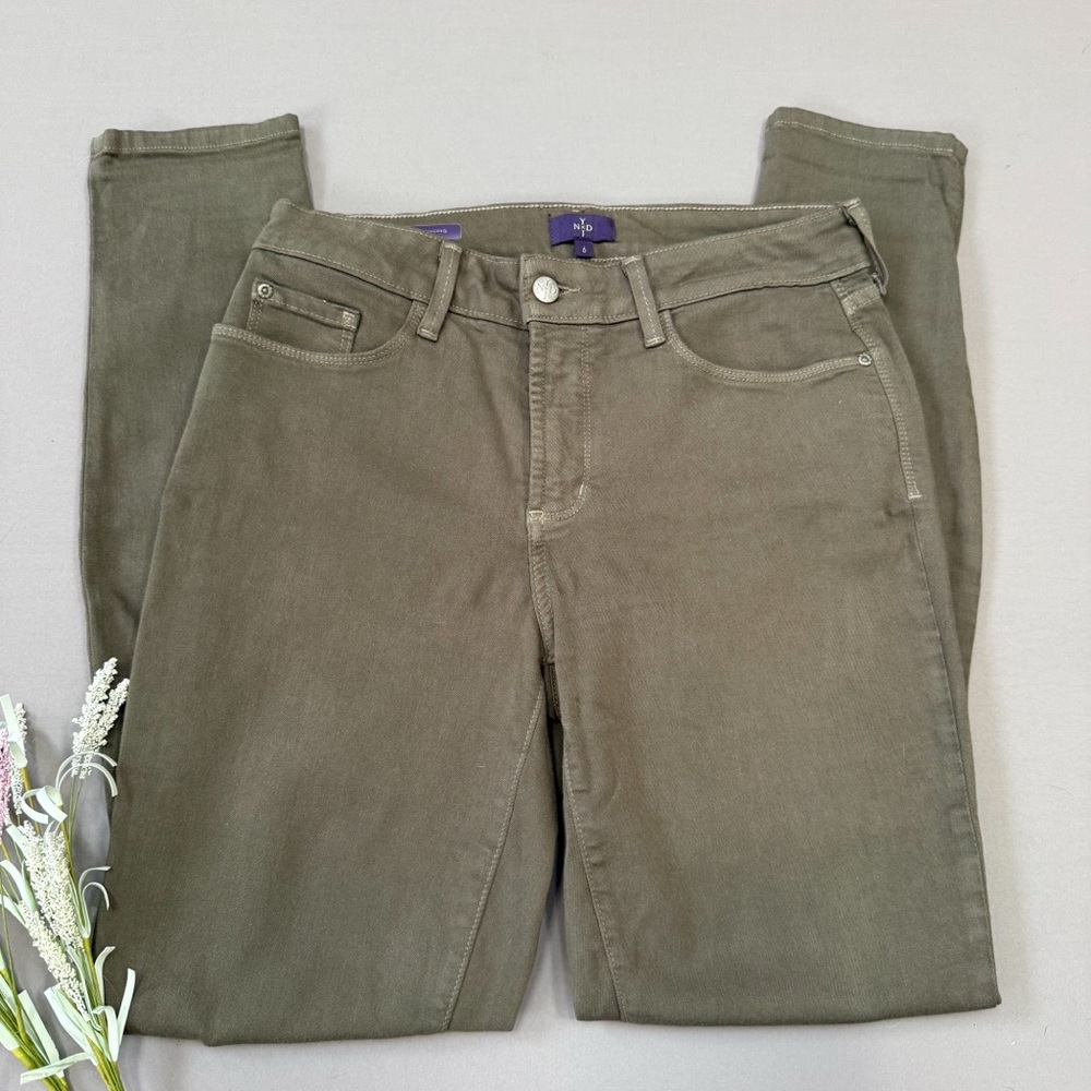 N.Y.D.J. Not Your Daughter’s Jeans Moss green AMI legging jeans, 6. - Picture 7 of 10